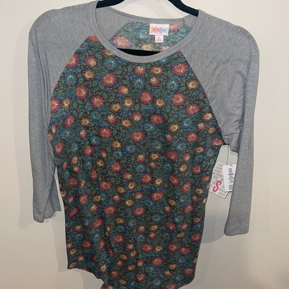 Lularoe Randy baseball T top size small